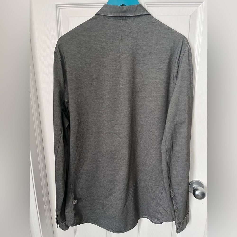 Lululemon Commission Long-Sleeve Shirt Slim Fit Enzyme Dye Grey Size Large EUC - Picture 3 of 10